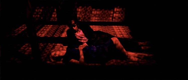 Exit Medea 04
